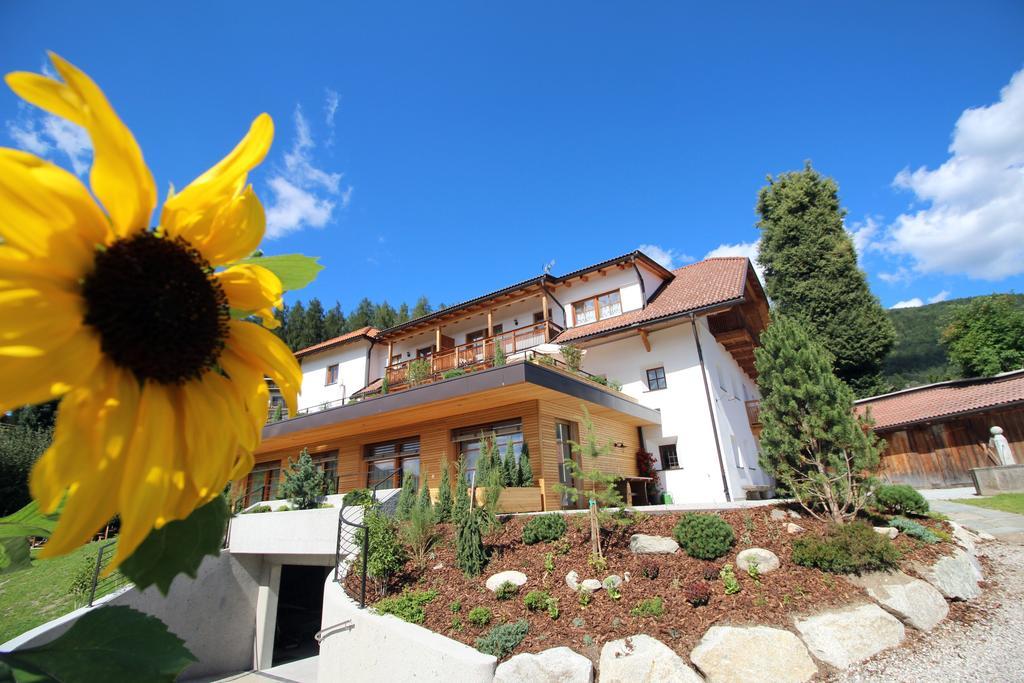 Apartments Im Winkl Brunico Ngoại thất bức ảnh