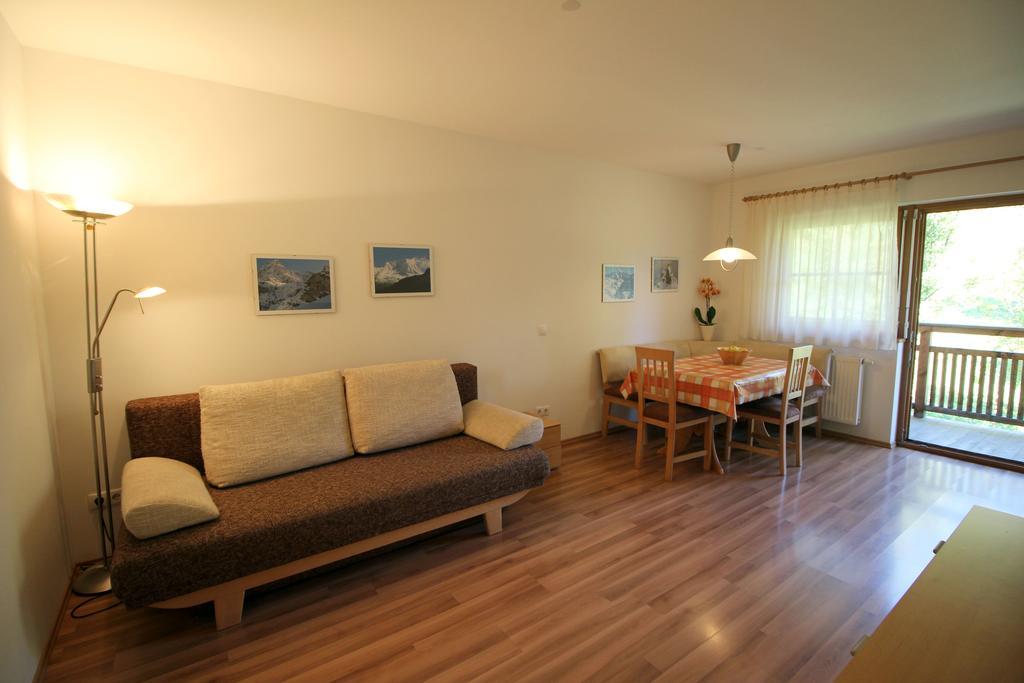 Apartments Im Winkl Brunico Ngoại thất bức ảnh