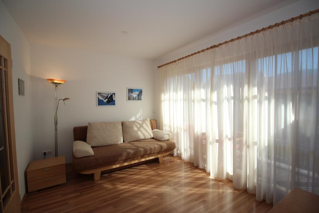 Apartments Im Winkl Brunico Ngoại thất bức ảnh