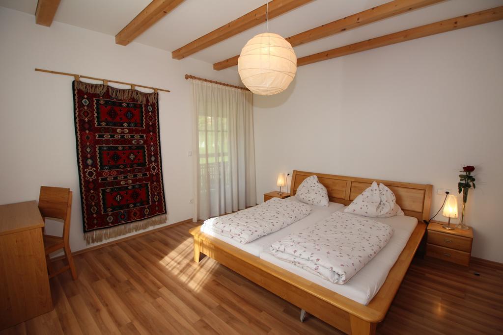 Apartments Im Winkl Brunico Ngoại thất bức ảnh